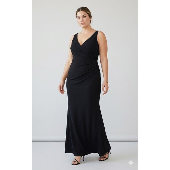 Dress the Population Dresses & Skirts - Dress The Population size XL Jordan Black Maxi Gown V-Neck Ruched NWT